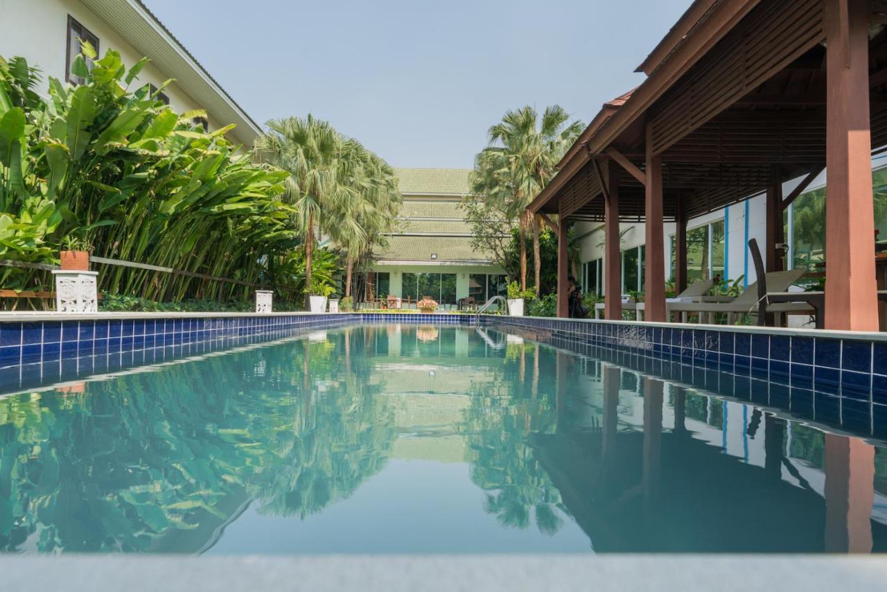 Bangkok Natural Spa Resort And Suite Esterno foto